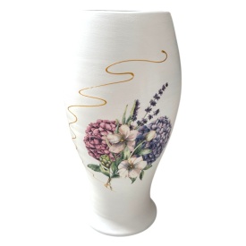 Vază ceramică albă cu liliac și detalii aurii, lucrată manual la Marginea, 25 cm - Img 2